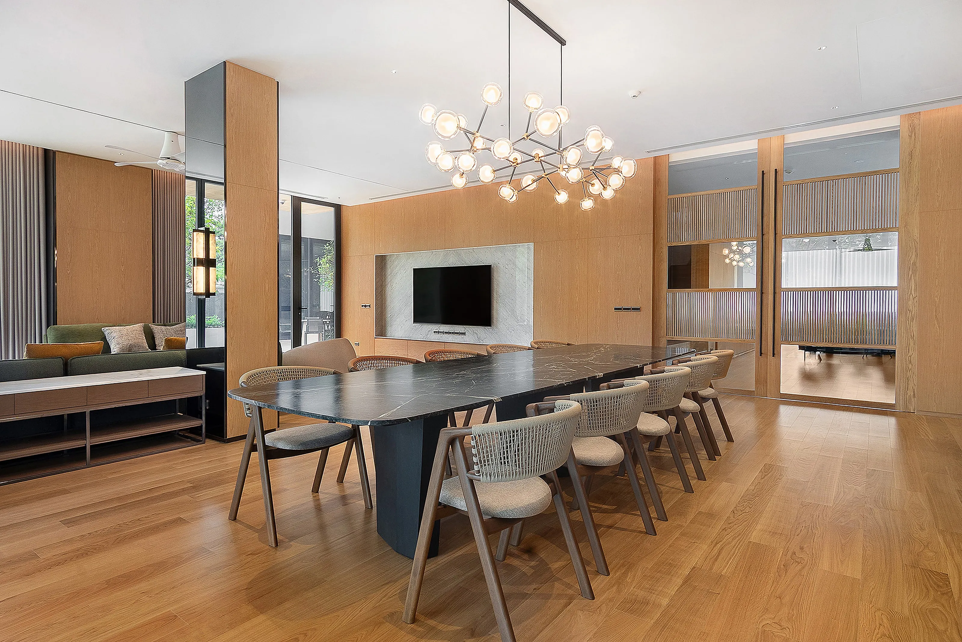 RAM 12 Residence